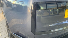 Land Rover Range Rover 3.0 D300 SE 4dr Auto Diesel Estate